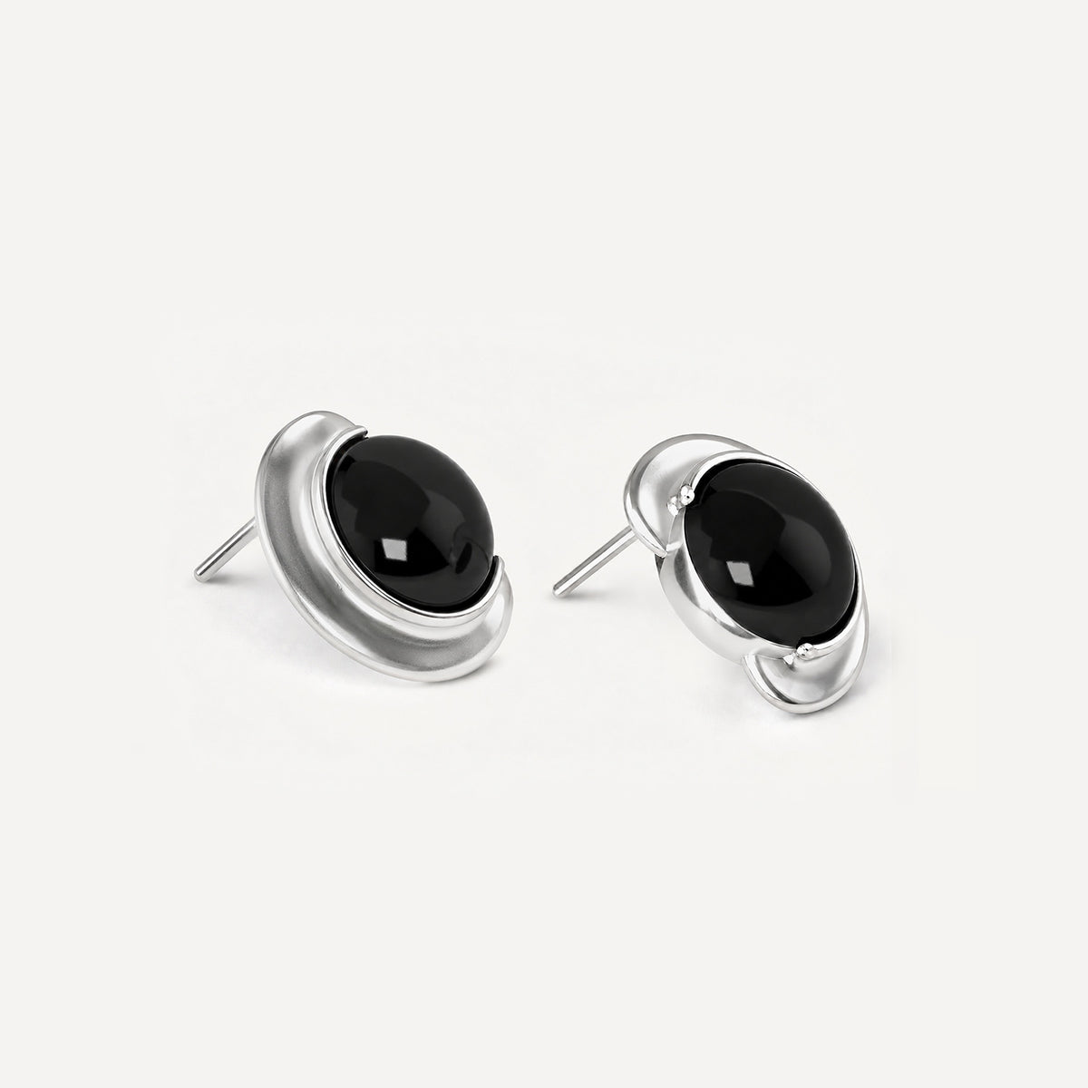 Earrings Hold