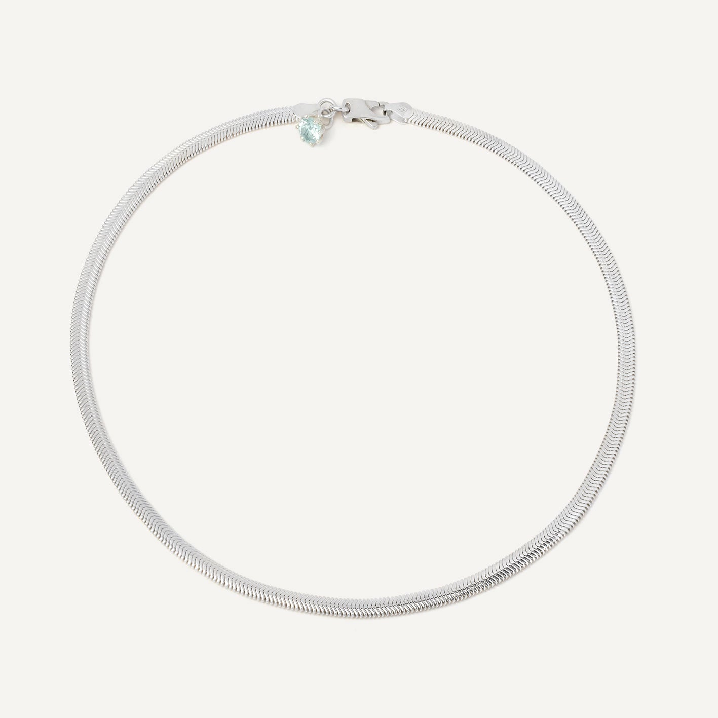 Silver thick chain with a gemstone at the back designed to be worn every day. Handmade in Barcelona. 