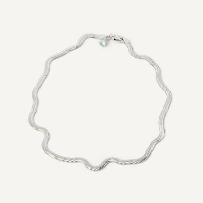 Silver thick chain with a gemstone at the back designed to be worn every day. Handmade in Barcelona. 