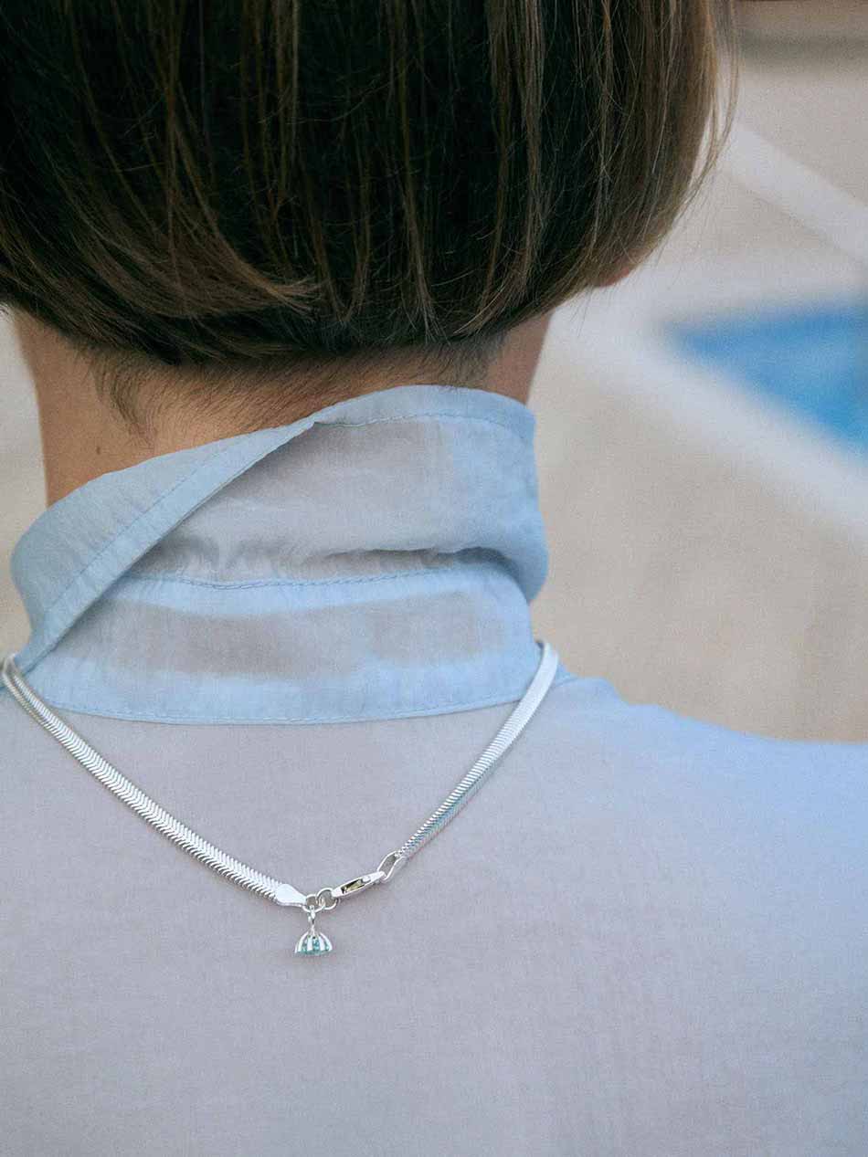 Silver thick chain with a gemstone at the back designed to be worn every day. Handmade in Barcelona. 